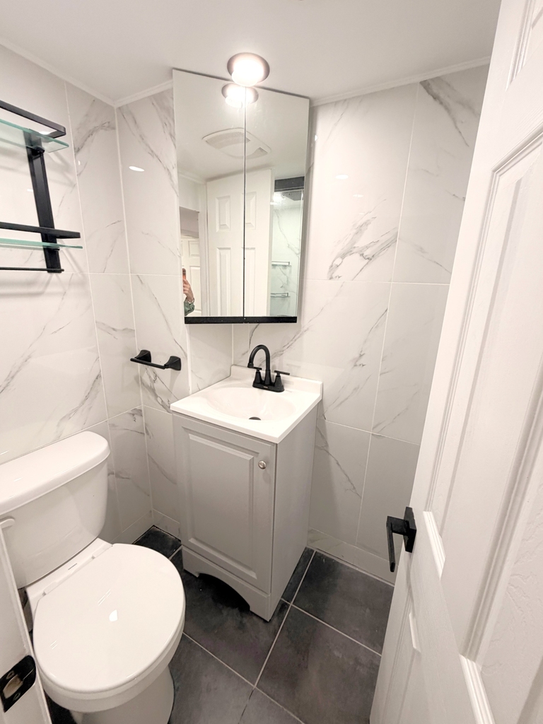 90-18 77th Street - Photo 5