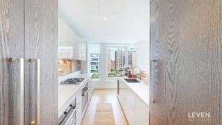 Broome Street - Photo 1
