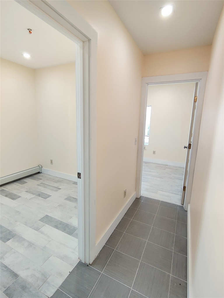 11 Avenue A - Photo 3