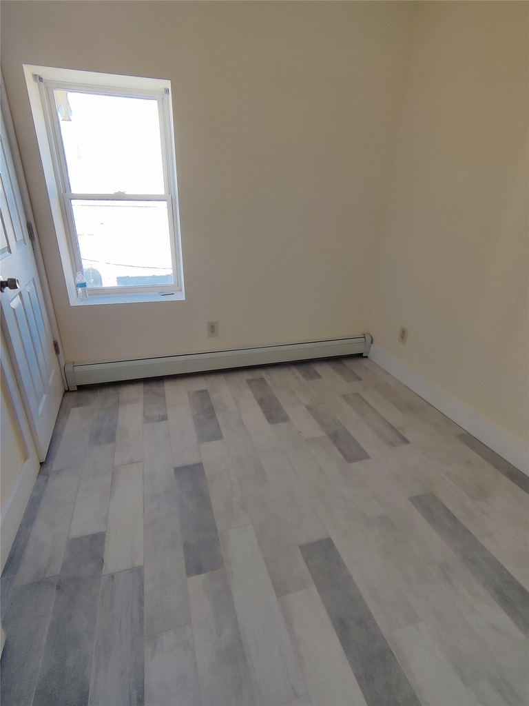 11 Avenue A - Photo 2