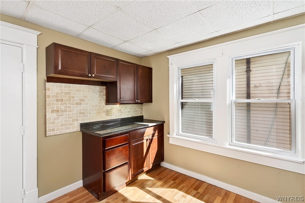 76 Vernon Place - Photo 7