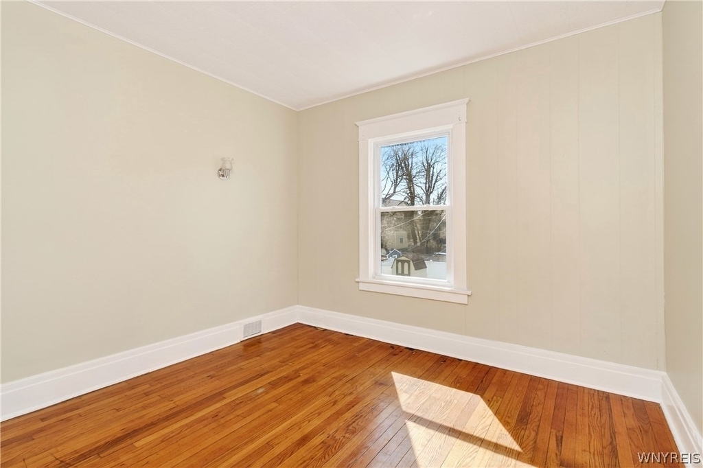 76 Vernon Place - Photo 12
