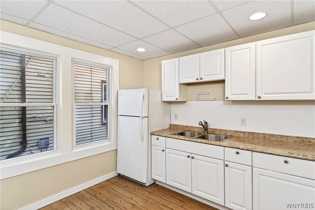 76 Vernon Place - Photo 7