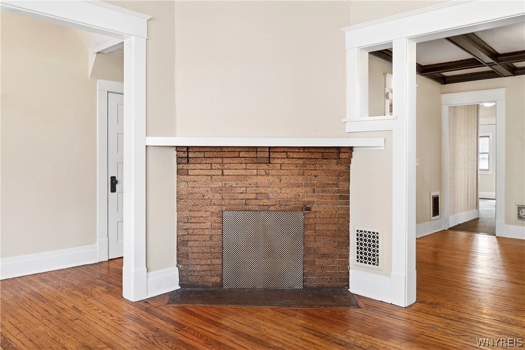 76 Vernon Place - Photo 3