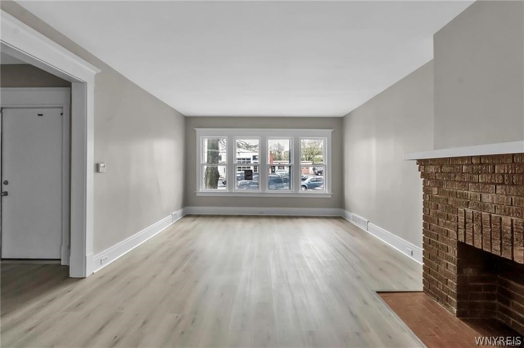 2514 Delaware Avenue - Photo 10