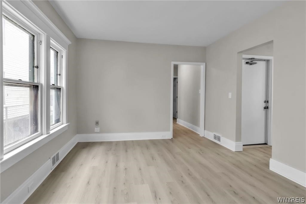 2514 Delaware Avenue - Photo 20
