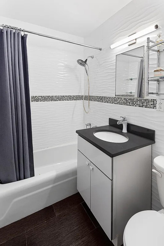 77 Fulton Street - Photo 4