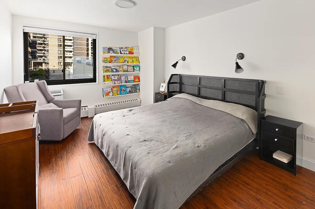 77 Fulton Street - Photo 3