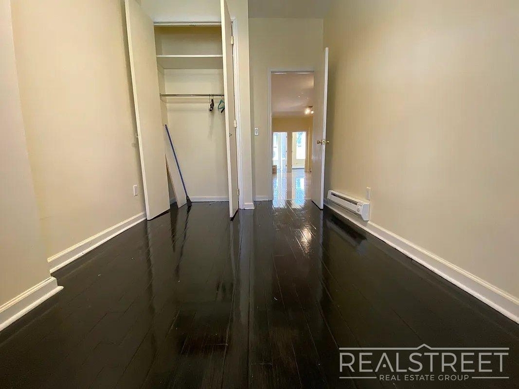 237 Kingston Avenue - Photo 5