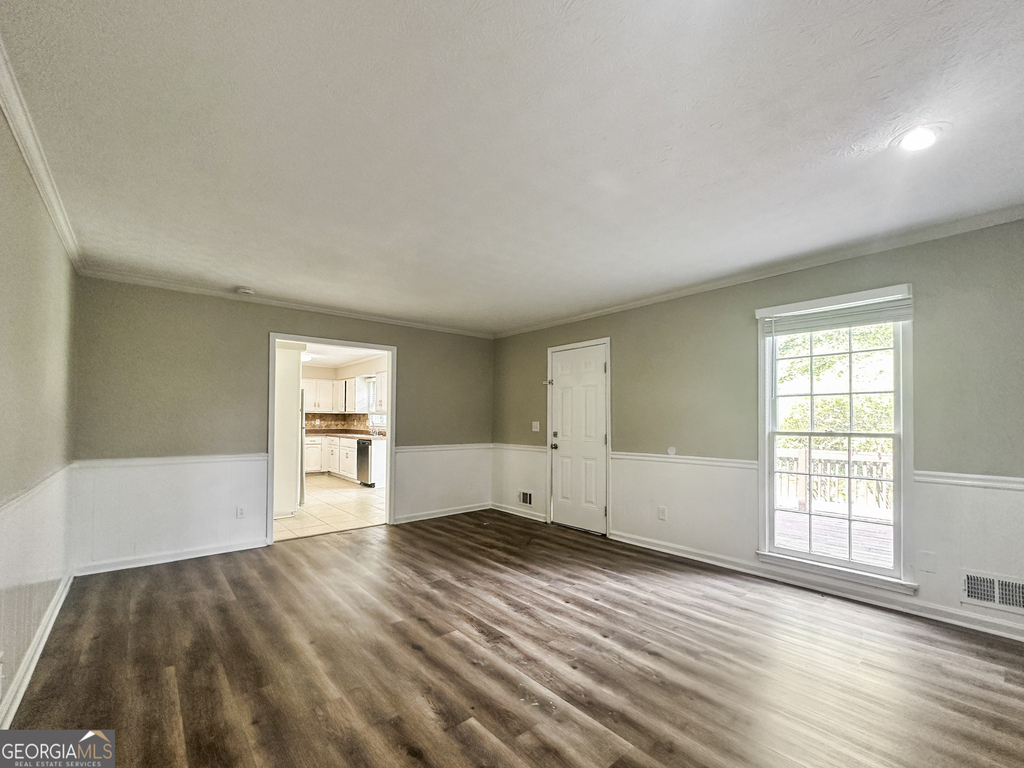 561 Chatham Trail - Photo 8