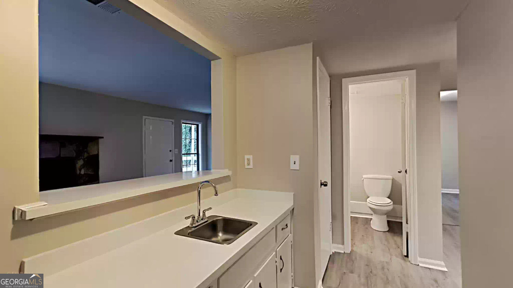 1386 Williamsburg Lane - Photo 10