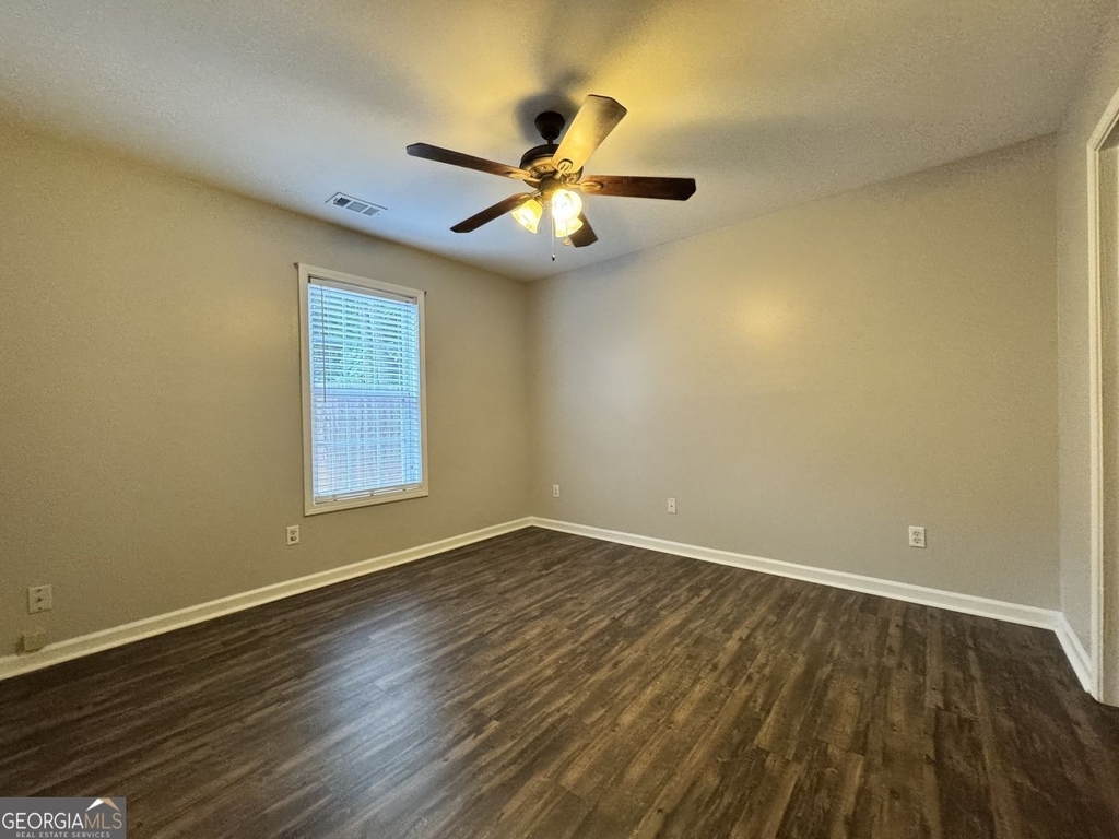 204 Park Place - Photo 11