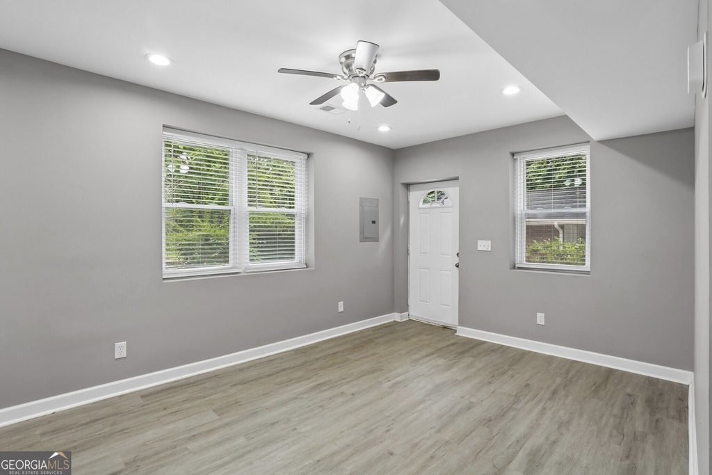 2893 White Oak Drive - Photo 10