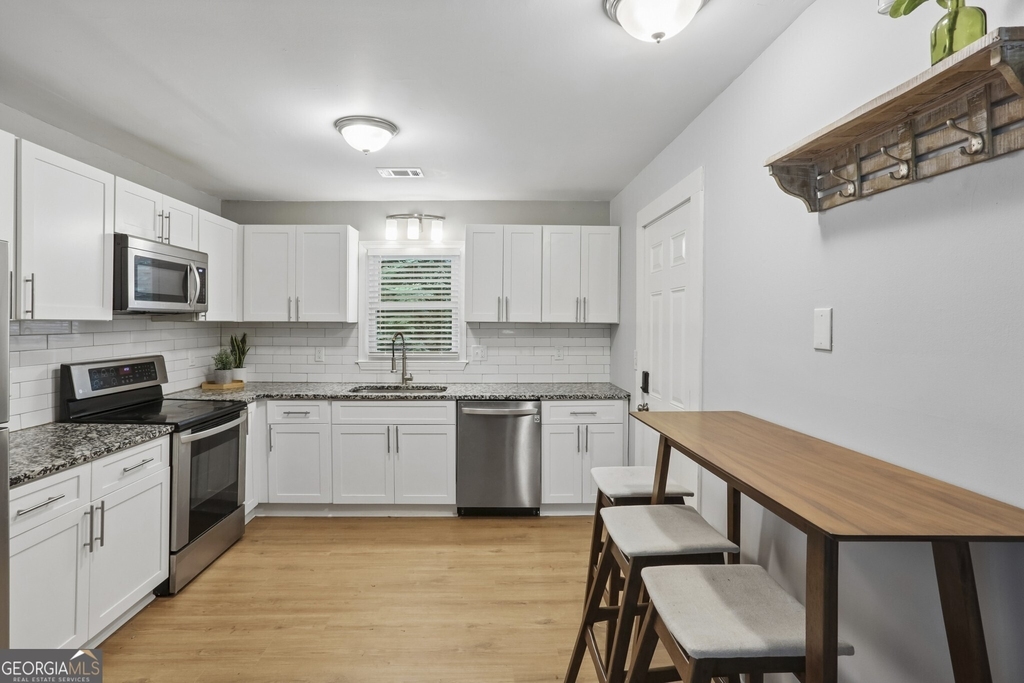 2891 White Oak Drive - Photo 11