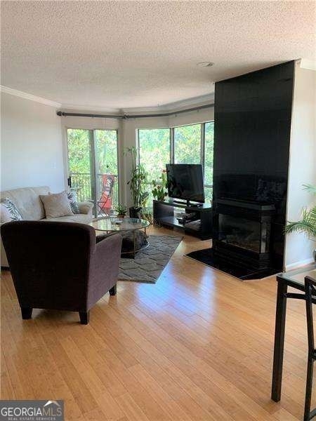 209 14th Street Ne - Photo 1