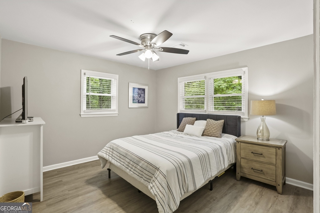 2889 White Oak Drive - Photo 3