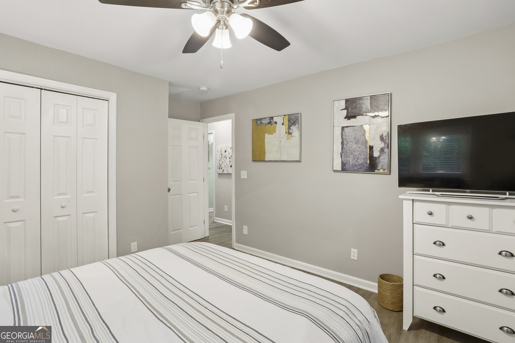 2889 White Oak Drive - Photo 13