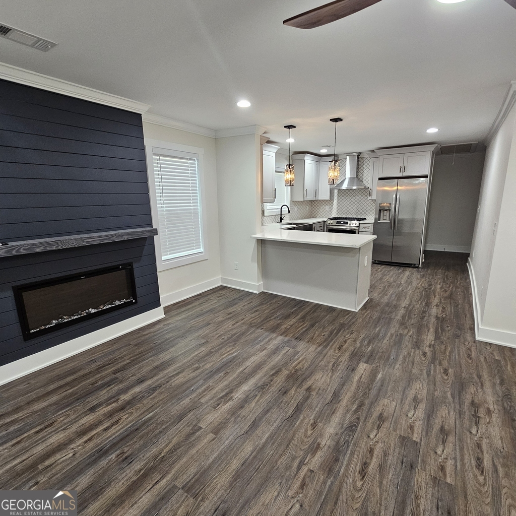 438 Griffin Street Nw - Photo 0