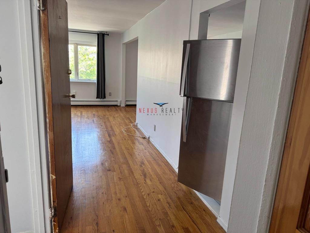 25-12 Parsons Boulevard - Photo 10