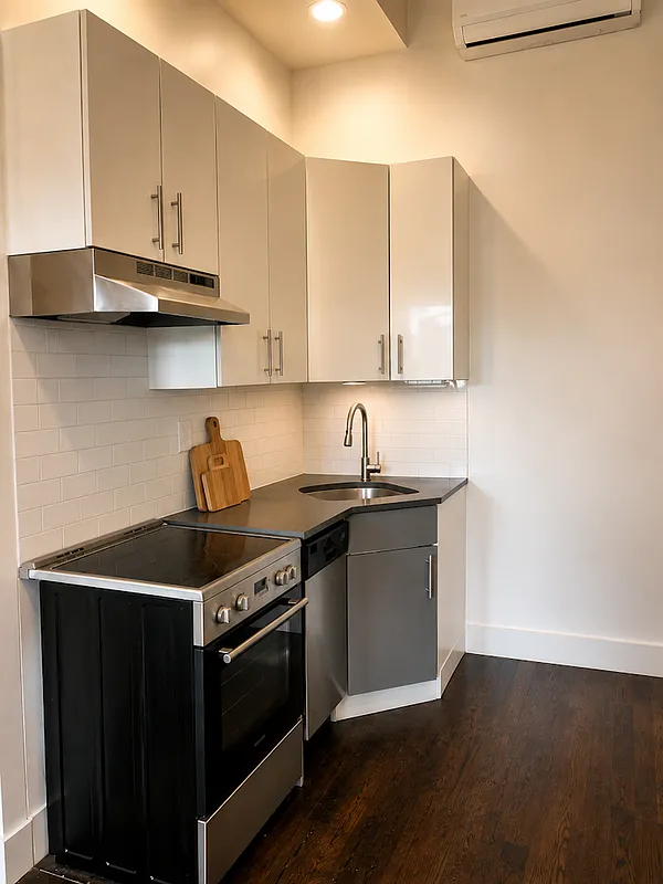 944 Fulton Street - Photo 3