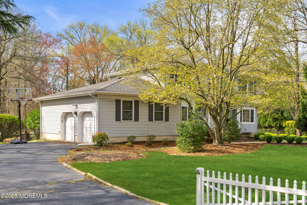 704 Deal Road - Photo 1