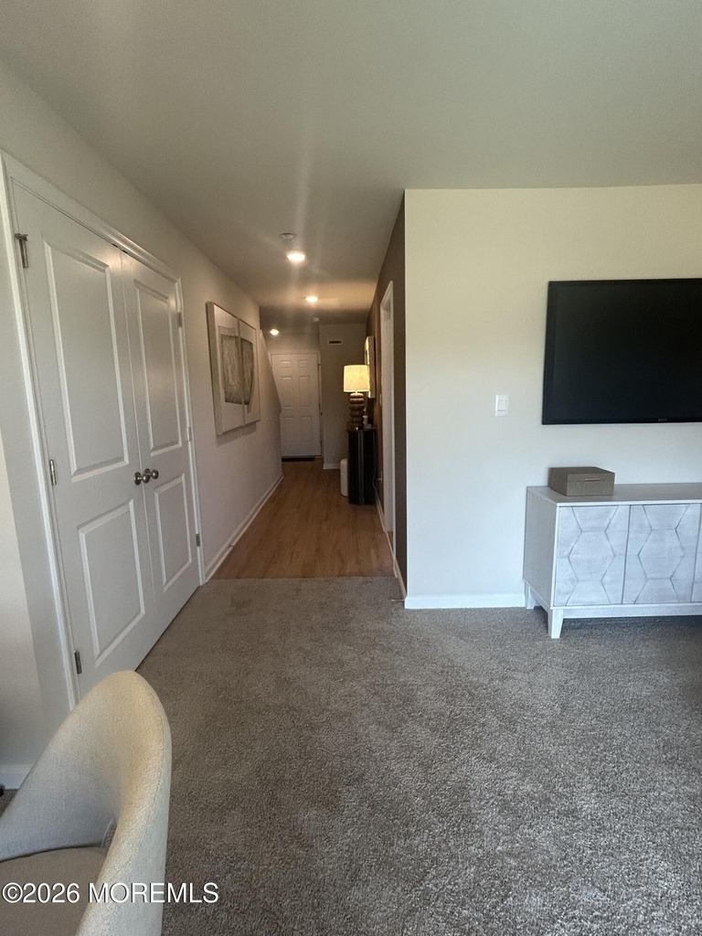 146 Gary Way - Photo 1