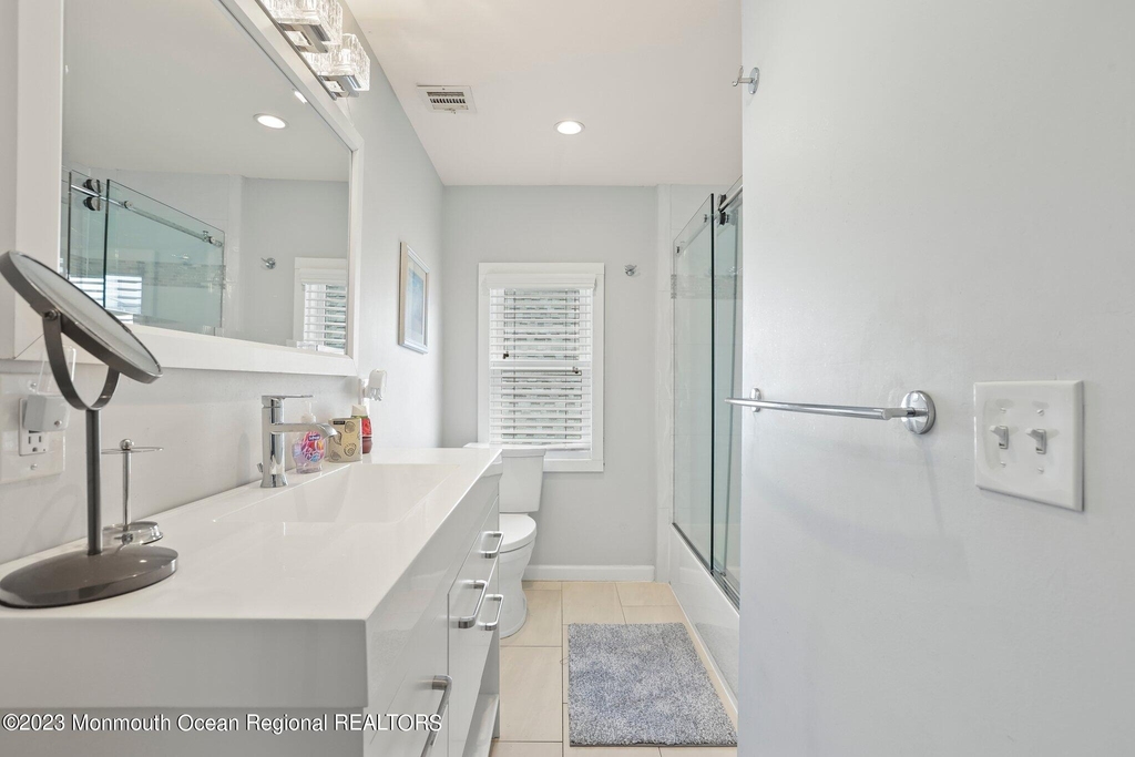 107 17th Avenue - Photo 17