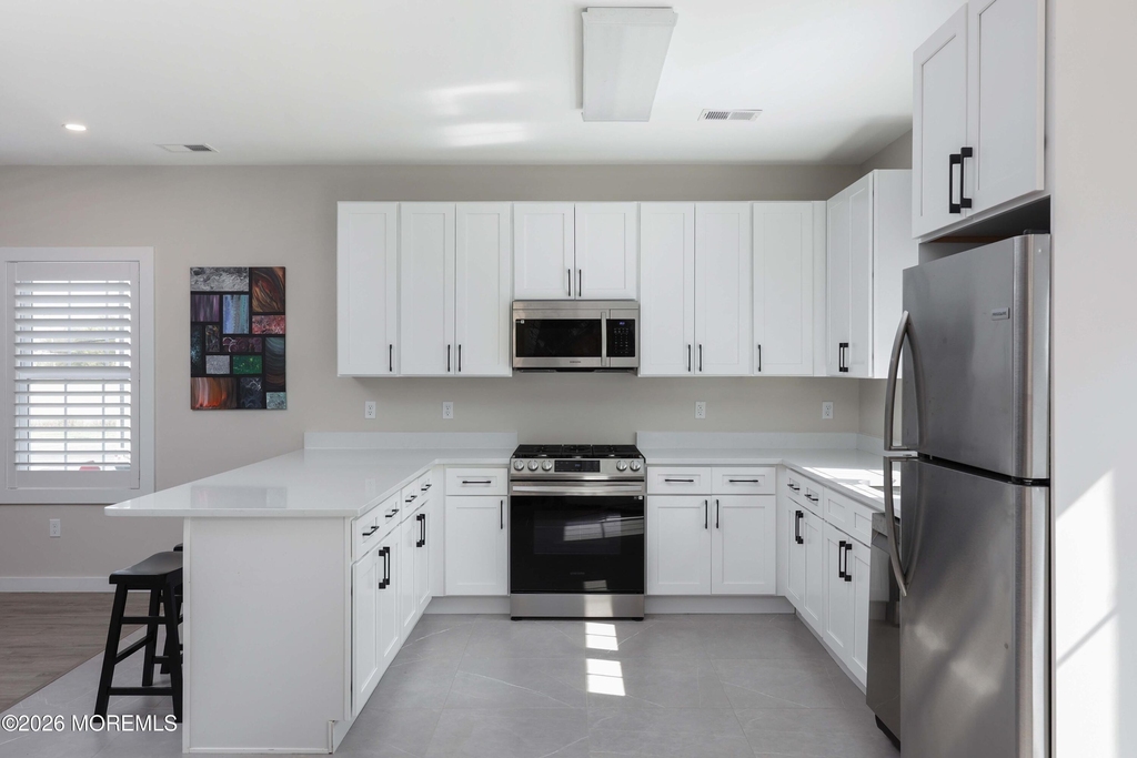 333 First Street - Photo 5