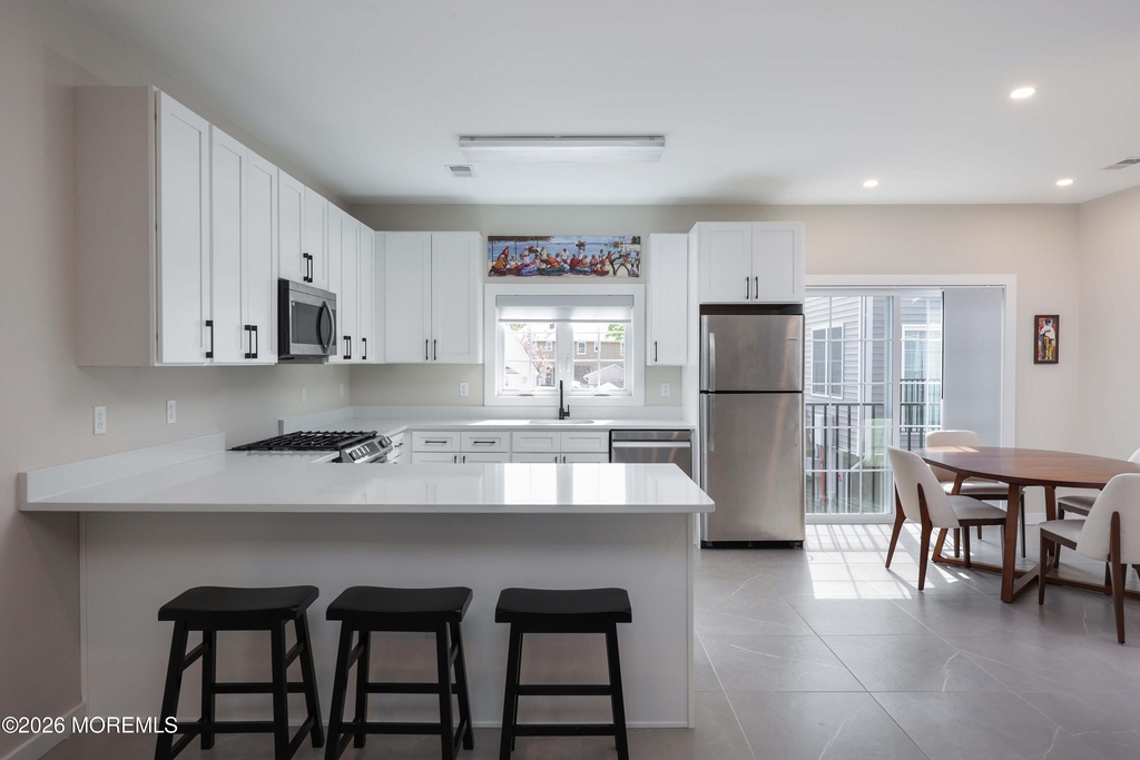 333 First Street - Photo 4