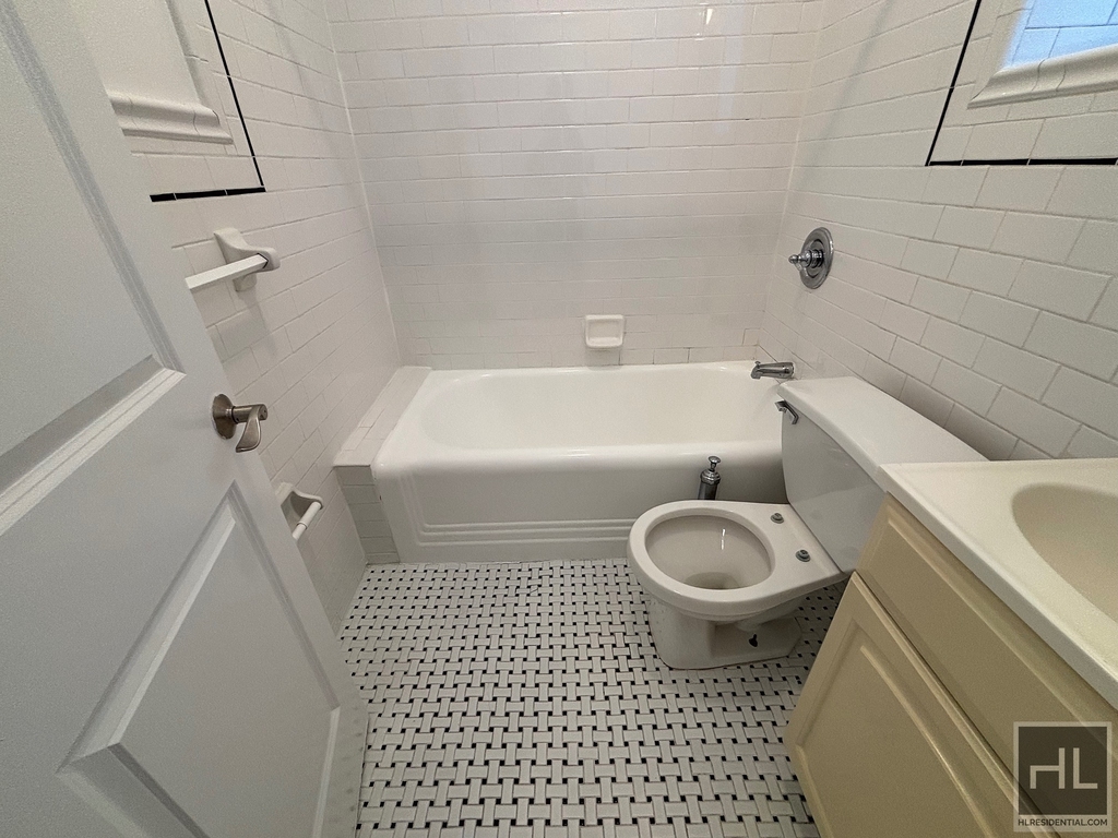 West 72 Street - Photo 2