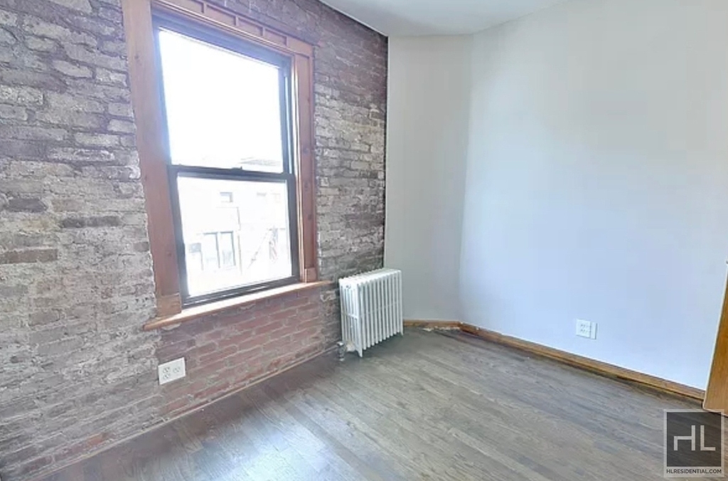 East 13th Street - Photo 2