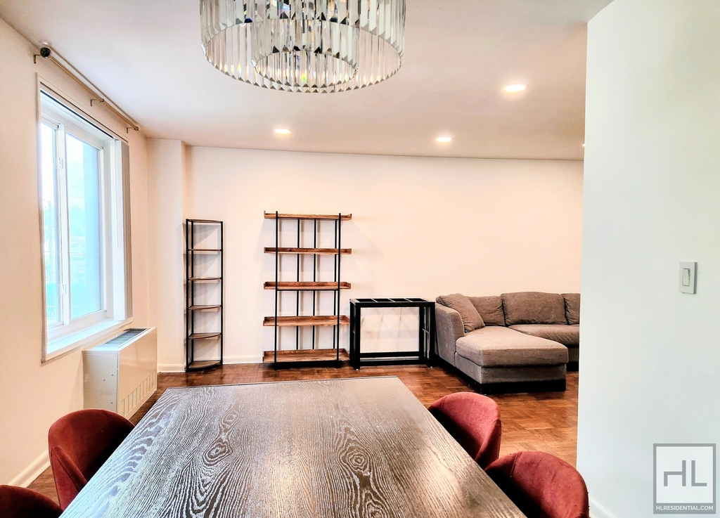Howard Avenue - Photo 6