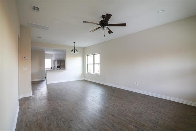 901 N Barrett Avenue - Photo 1