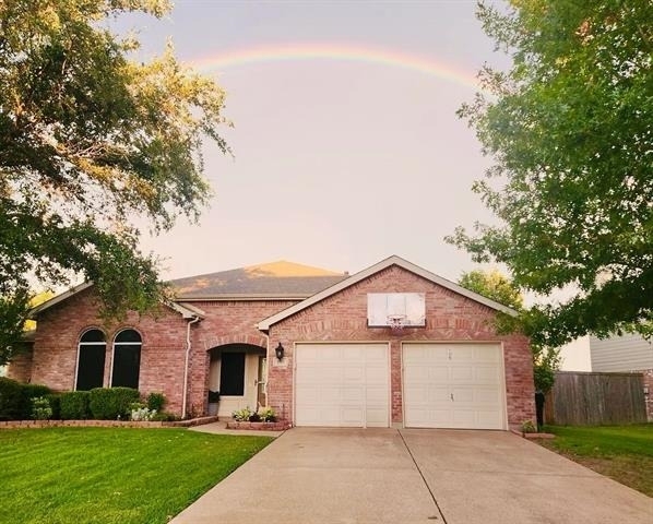 105 Fieldwood Court - Photo 1