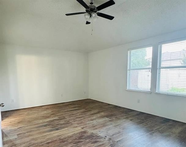 105 Fieldwood Court - Photo 7