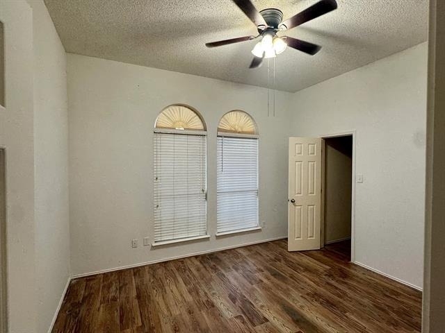 105 Fieldwood Court - Photo 11