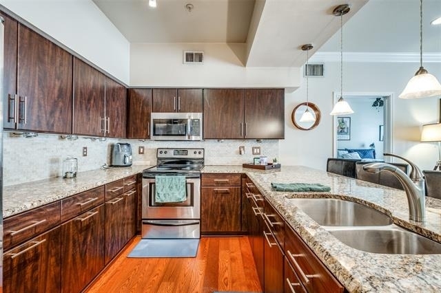 3102 Kings Road - Photo 4