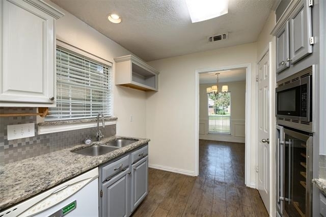 1410 Brookside Drive - Photo 7