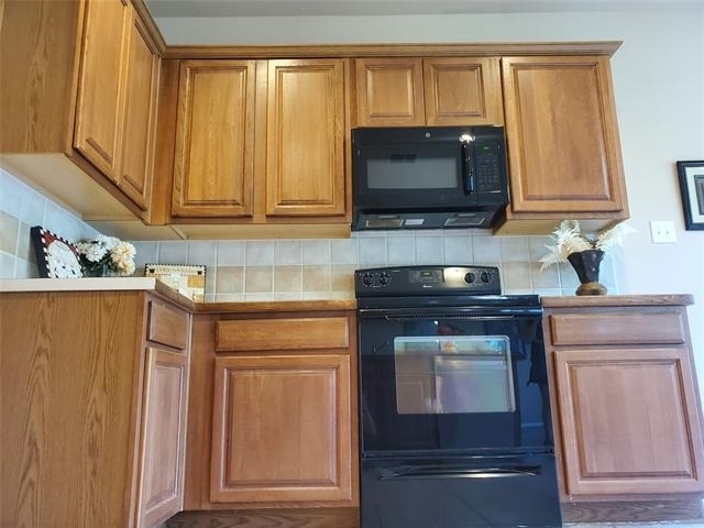 2810 Morgan Drive - Photo 3
