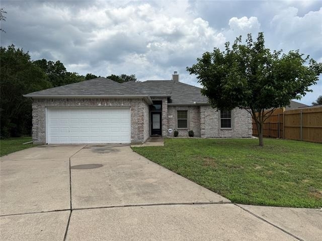 102 Paloma Circle - Photo 0