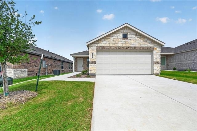 1328 Alfred Street - Photo 0