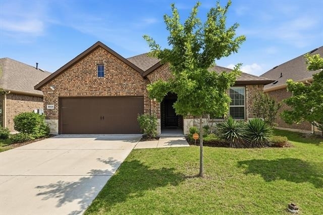 3949 Sidney Lane - Photo 1