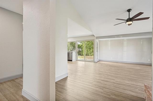 2903 Winterberry Drive - Photo 4