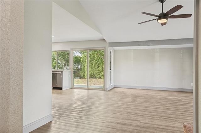 2903 Winterberry Drive - Photo 5