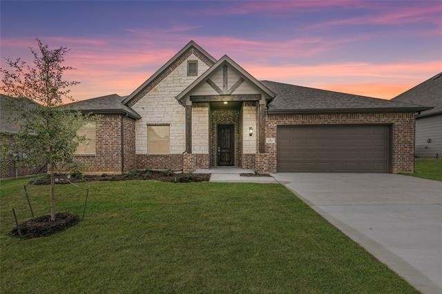 232 Gardenia Drive - Photo 0
