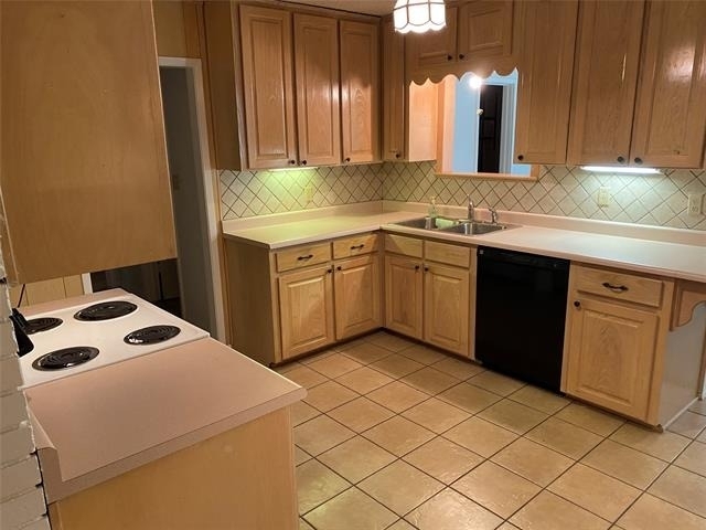 623 Club Oak Drive - Photo 3