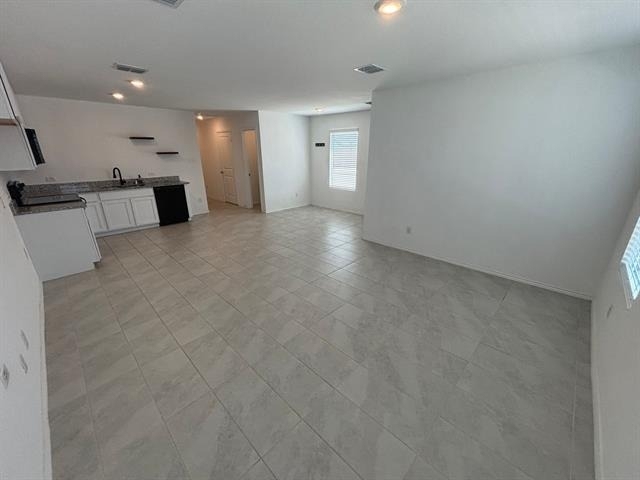 206 Sunflower Street - Photo 3