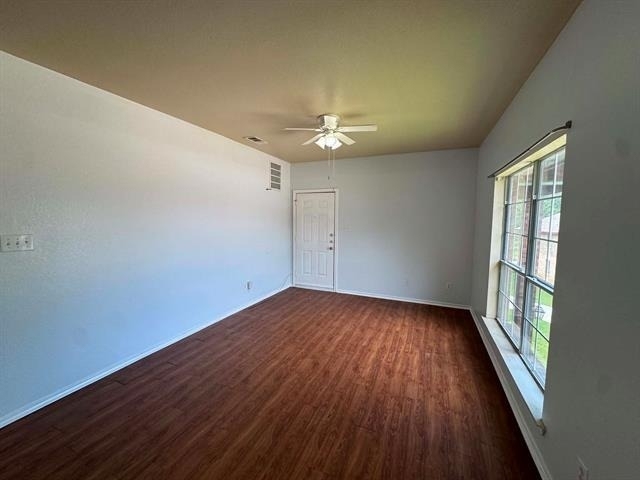 813 Betty Court - Photo 3