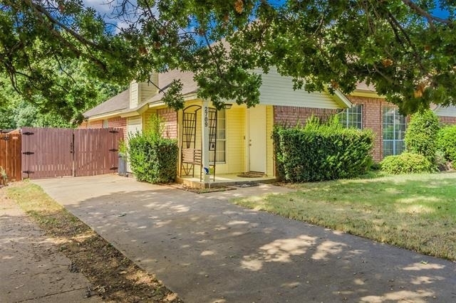 2709 Brittany Drive - Photo 1