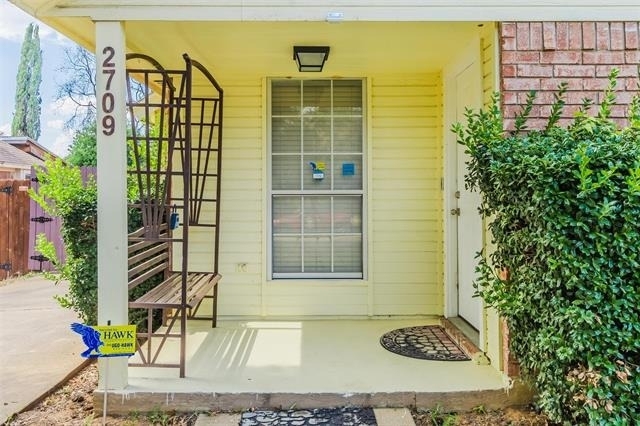 2709 Brittany Drive - Photo 2